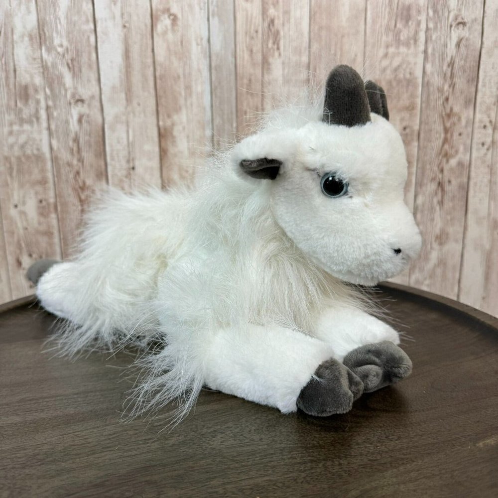 FAO Schwarz Mountain Billy Goat Plush Stuffed Animal Realistic Toy White 12"
